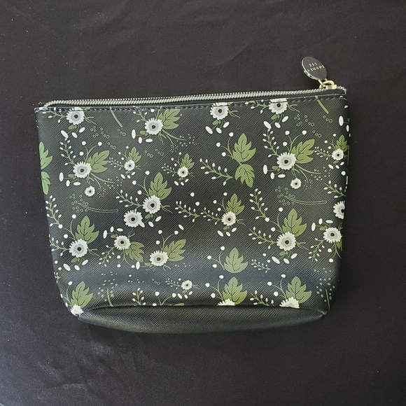 Dabney Lee Black Floral Double Sided Zip Top Cosmetic Makeup Anything Bag. - Picture 13 of 15